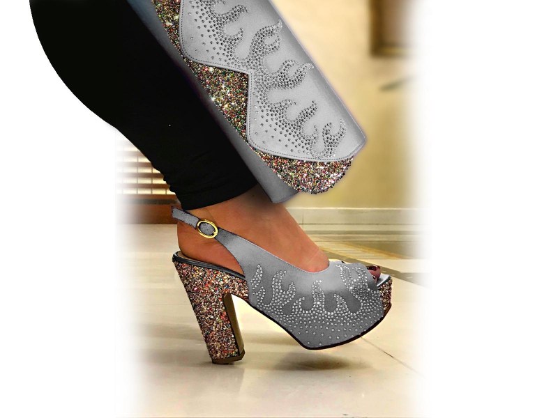 ligh grey ash - flame web